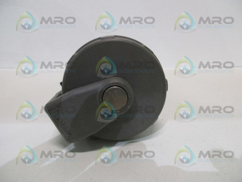 HUBBELL 420C5W PIN & SLEEVE PLUG  UNMP