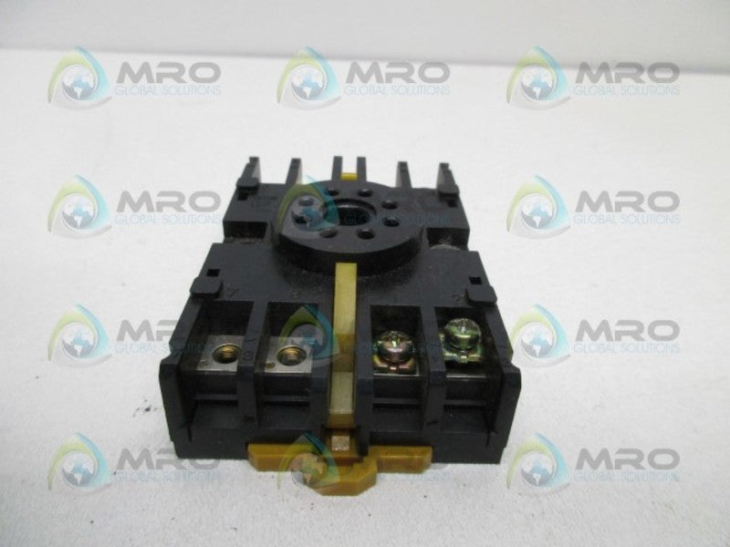 OMRON 8PF  UNMP