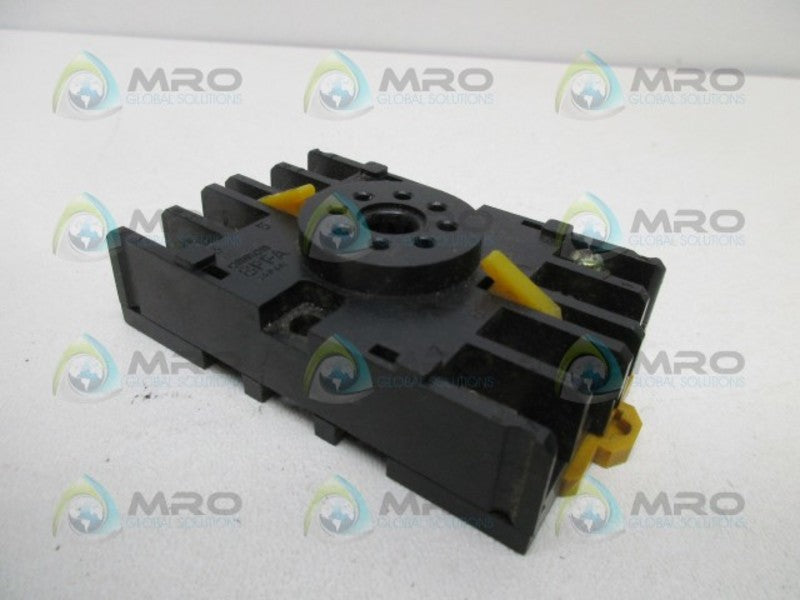 OMRON 8PF  UNMP