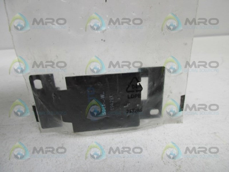 FESTO SDE1-..-W.. ADAPTER PLATE  NSNP IN BAG