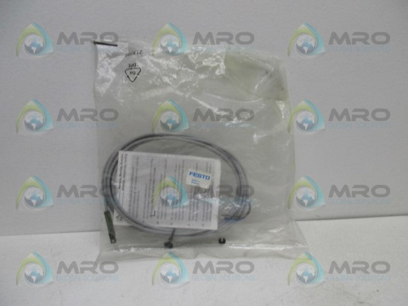FESTO SMT-8F-PS-24V-K2,5-OE PROXIMITY SENSOR * NEW IN FACTORY BAG *