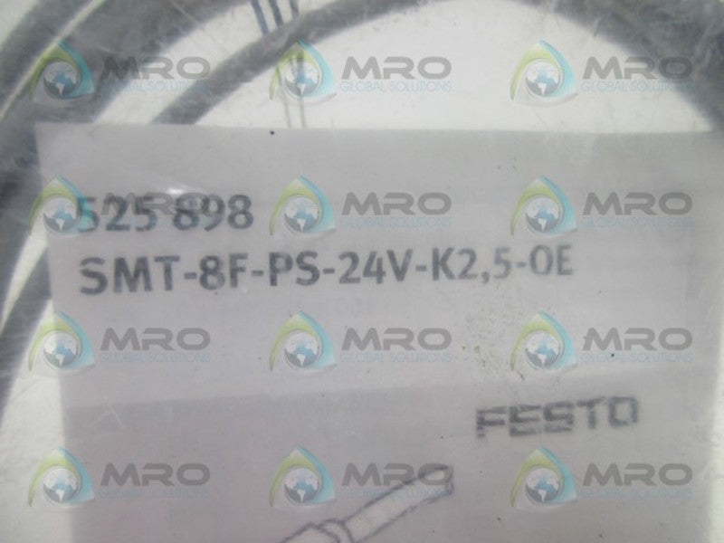 FESTO SMT-8F-PS-24V-K2,5-OE PROXIMITY SENSOR * NEW IN FACTORY BAG *