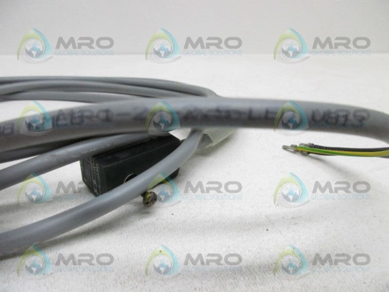 FESTO KMEB-1-24-2.5-LED PLUG SOCKET W/ CABLE  UNMP