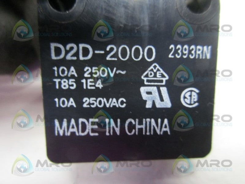 OMRON D2D-2000 INTERLOCK SWITCH * NEW NO BOX *