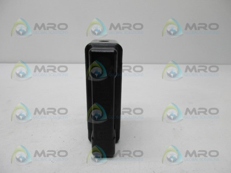 CE TYPE C30 FUSE HOLDER  UNMP