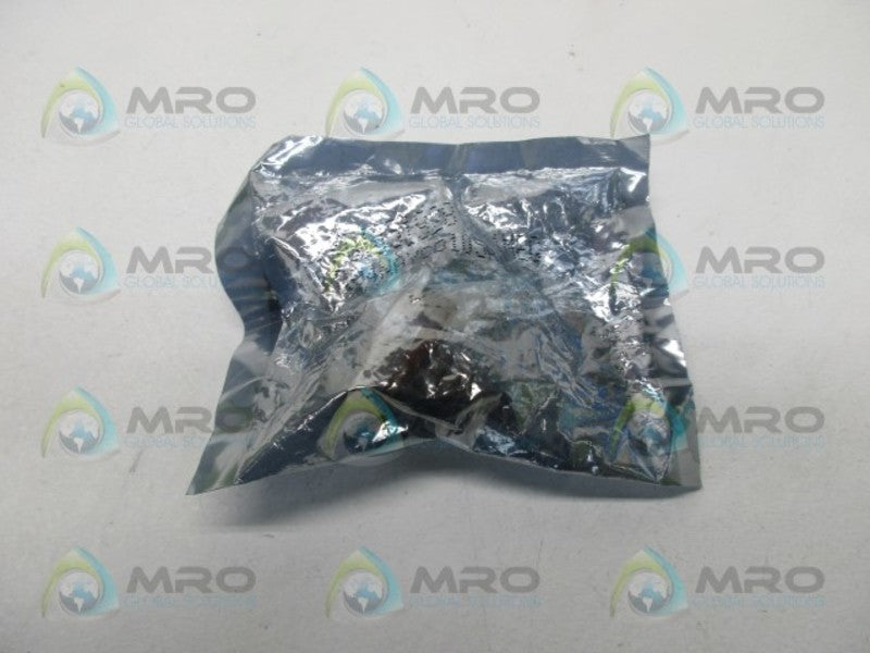 CLAROSTAT RV4NAYSD105A POTENTIOMETER * NEW IN FACTORY BAG *