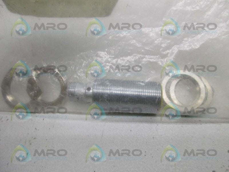 TURCK B15-M13-AP6X-H1141 PROXIMITY SWITCH  NSNP IN BAG