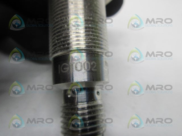 IFM EFECTOR IGT002 INDUCTIVE PROXIMITY SENSOR * NEW NO BOX *