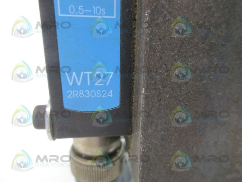 SICK WT27-2R830S24 PROXIMITY PHOTOELECTRIC (AS PICTURED)  UNMP