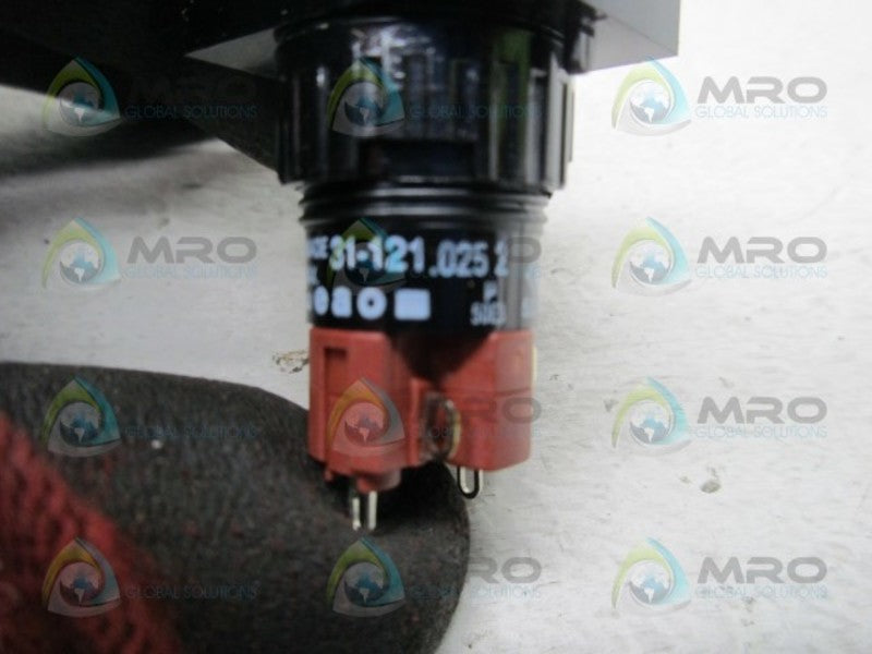 EAO 31-121.025-2 ILLUMINATED PUSHBUTTON SWITCH  NSNP