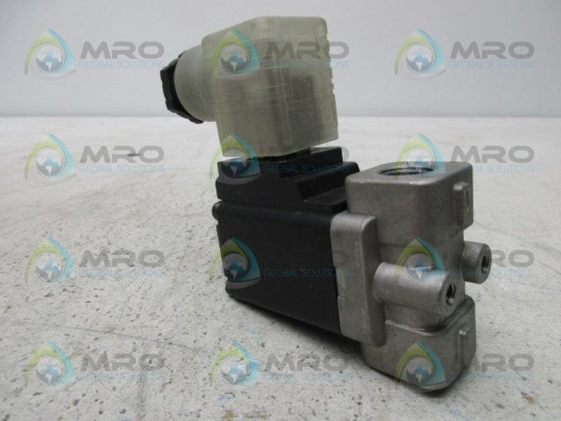 SMC VCA31-5DL-7-02 VALVE  NSNP