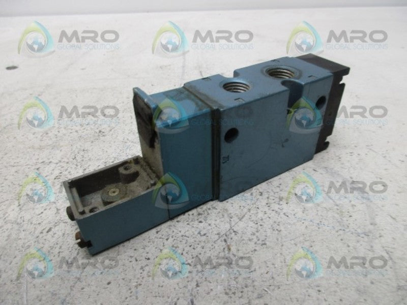 MAC 812C-PM-876AA-112AG SOLENOID VALVE (AS PICTURED)  UNMP