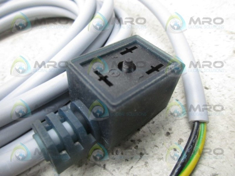 FESTO KMF-1-24DC-5-LED PLUG SOCKET W/ CABLE  NSNP