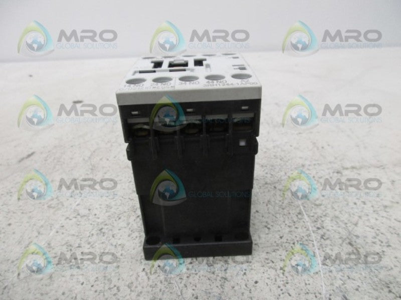 SIEMENS 3RH1244-1AP00 CONTACTOR  UNMP