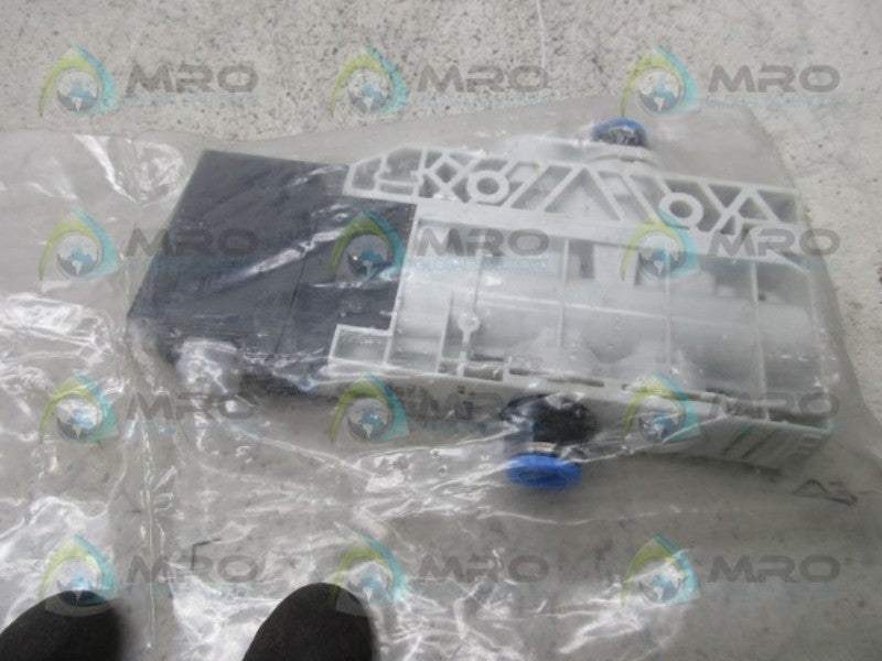FESTO VUVB-L-M32C-AD-Q8-1C1 SOLENOID VALVE * NEW IN FACTORY BAG *