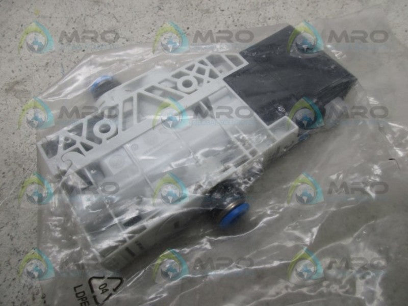 FESTO VUVB-L-M32C-AD-Q8-1C1 SOLENOID VALVE * NEW IN FACTORY BAG *