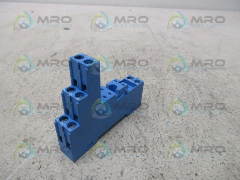 FINDER 95.95.3 DIN-RAIL SCREW TERMINAL  UNMP