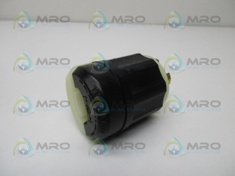 LEVITON 2353 LOCKING CONNECTOR PLUG  NSMP
