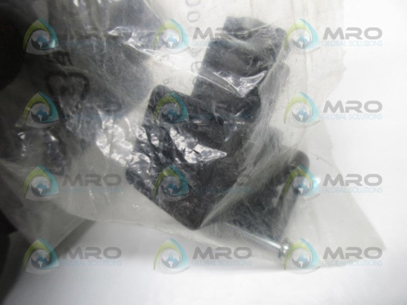 REXROTH 8941000302 CONNECTOR * NEW IN FACTORY BAG *