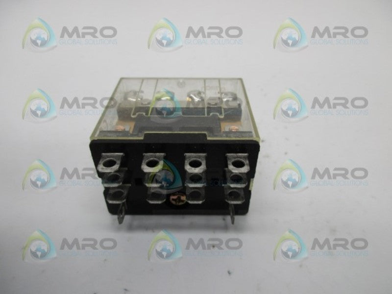 OMRON LY4 RELAY 120VAC  UNMP