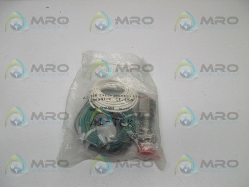 AI-TEK 70085-1010-005 TACHOMETER * NEW IN ORIGINAL PACKAGE *