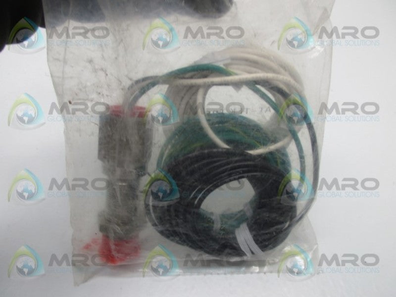 AI-TEK 70085-1010-005 TACHOMETER * NEW IN ORIGINAL PACKAGE *