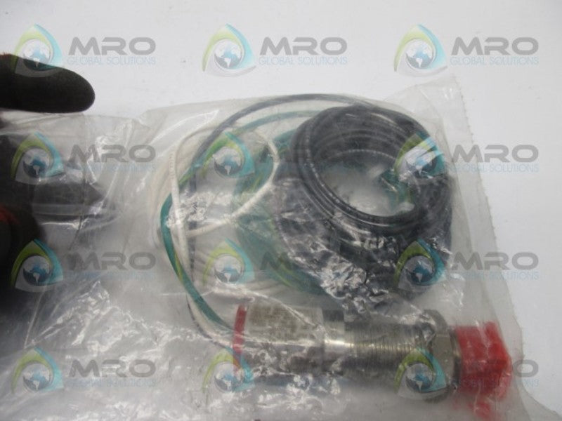 AI-TEK 70085-1010-005 TACHOMETER * NEW IN ORIGINAL PACKAGE *