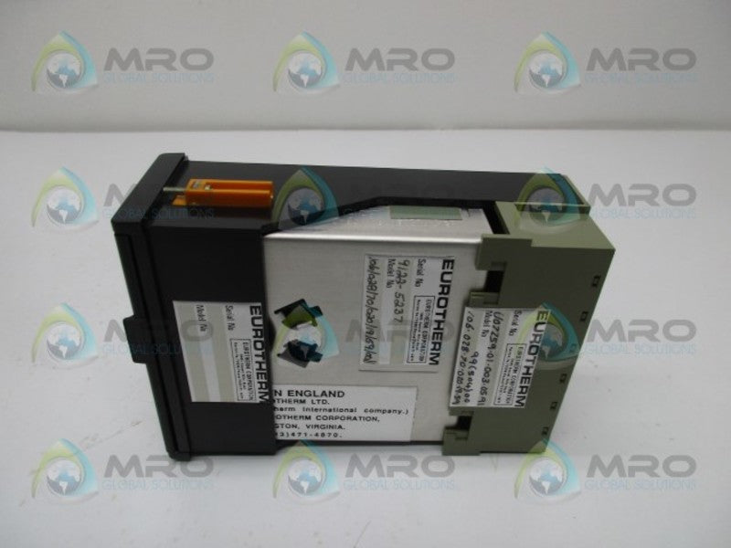 EUROTHERM 106-028-70-020-19-59 TEMPERATURE CONTROL  UNMP