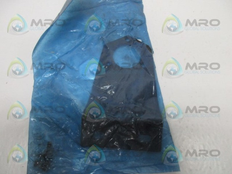 SMC BE50 BRACKET ASSEMBLY * NEW IN FACTORY BAG *