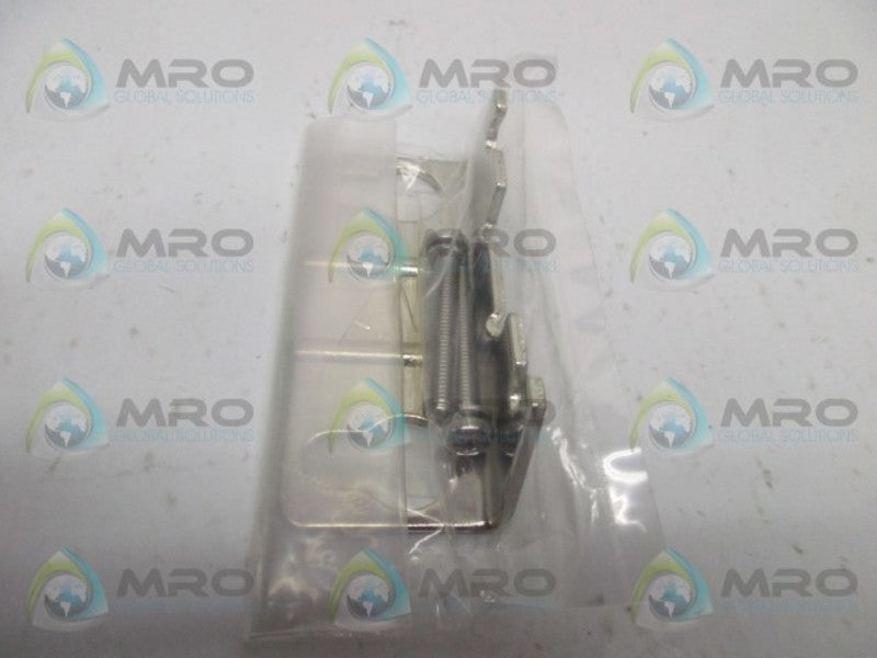 SMC P362030-20 BRACKET WITH SCREWS  NSNP IN BAG