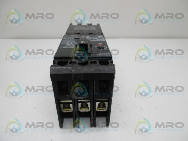 SIEMENS CED63A030 CIRCUIT BREAKER  UNMP