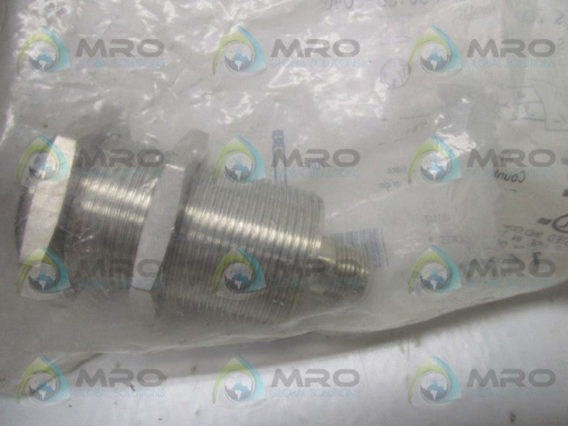 BALLUFF BESM30MI-PSC15B-S04G INDUCTIVE SENSOR  NSMP
