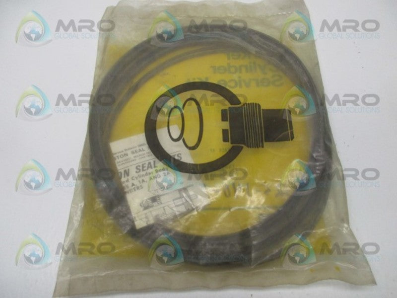 PARKER PK9002A001 SEAL KIT * NEW IN FACTORY BAG *