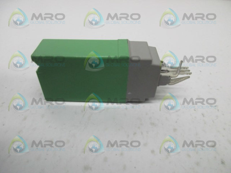 PHOENIX CONTACT ST-OV3-24DC/60DC/3 (AS PICTURED)  UNMP