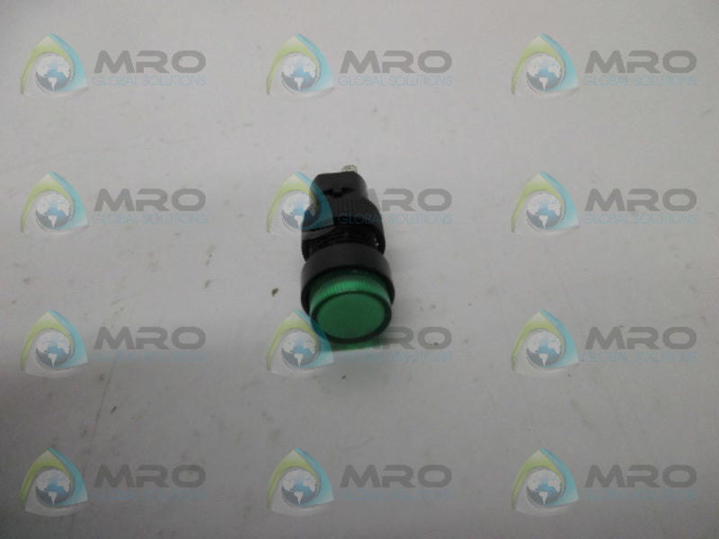 IDEC AP2M GREEN LED PILOT LIGHT  NSNP