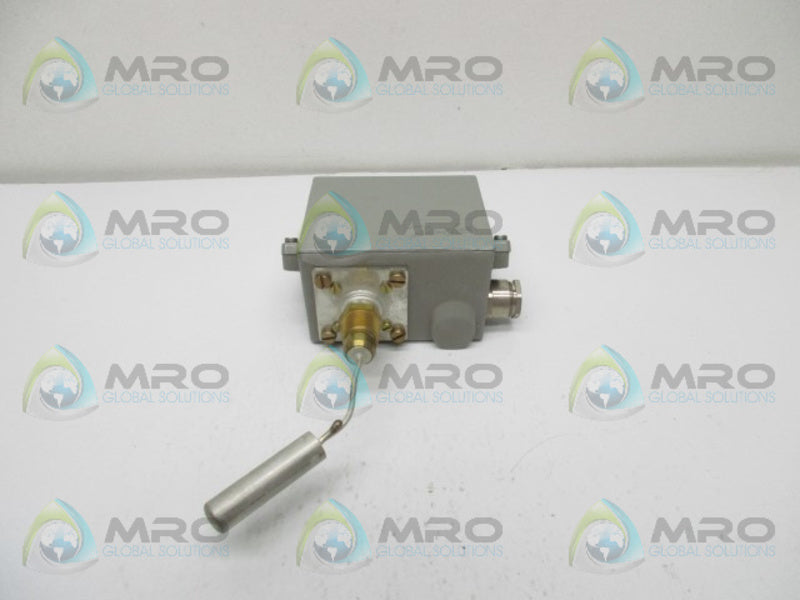 DWYER KPS-79 THERMOSTAT PRESSURE SWITCH  NSNP