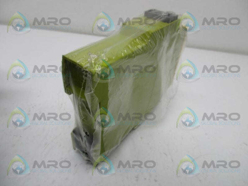 PILZ PZE-X4P-24VDC-4N/O SAFETY RELAY 5AMP 2.5W 24VDC * NEW IN ORIGINAL PACKAGE *