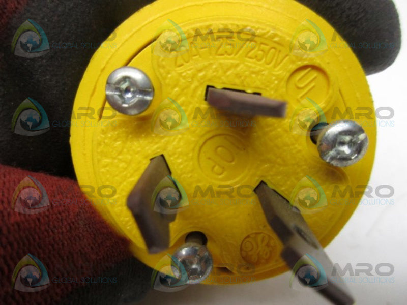GENERAL ELECTRIC 20A-125/250V LOCKING PLUG  NSNP