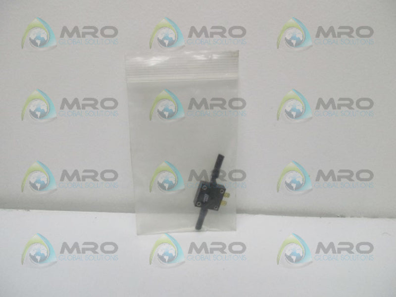 FAIRCHILD PSF-100A PRESSURE SWITCH 1-.5"  NSNP IN BAG