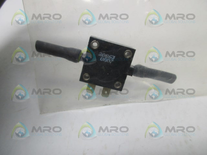 FAIRCHILD PSF-100A PRESSURE SWITCH 1-.5"  NSNP IN BAG