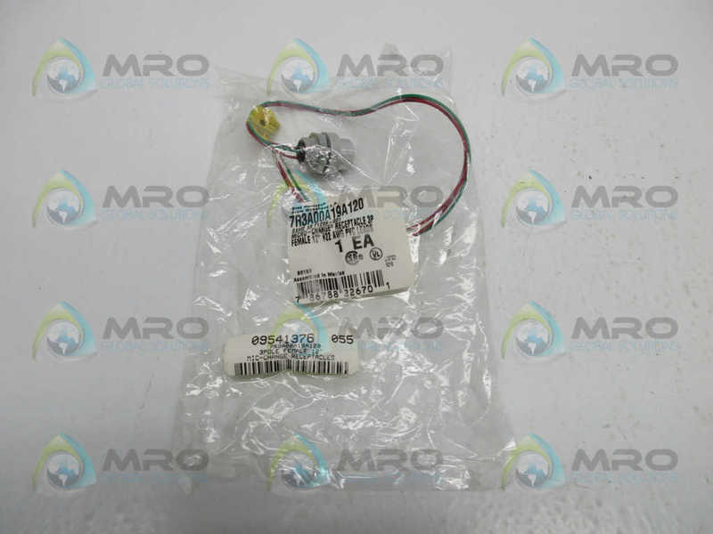 DANIEL WOODHEAD 7R3A00A19A120 MICRO CHANGE RECEPTACLE * NEW IN FACTORY BAG *