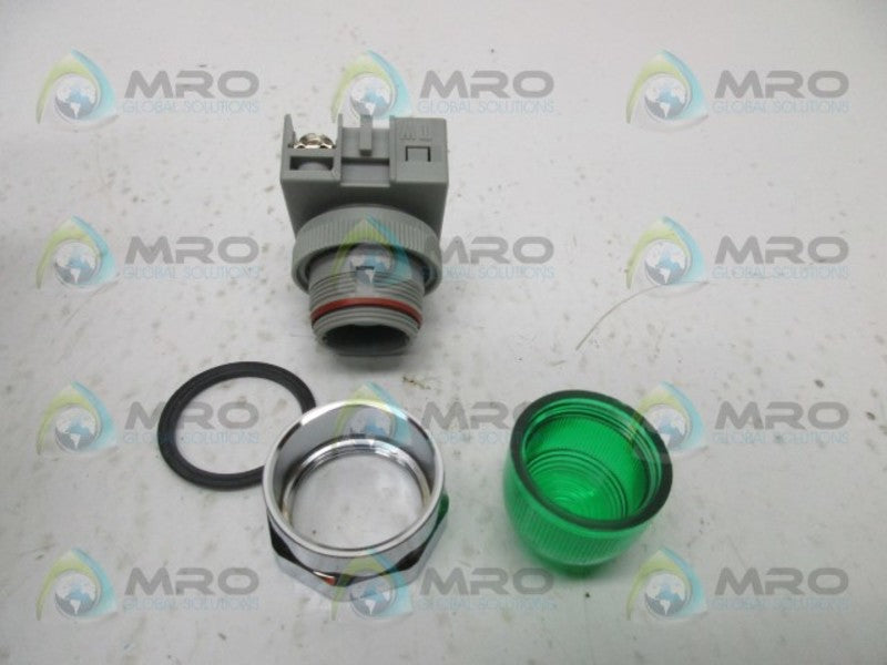 IDEC APW299D-G-120V 22MM PILOT LIGHT GREEN  NSMP