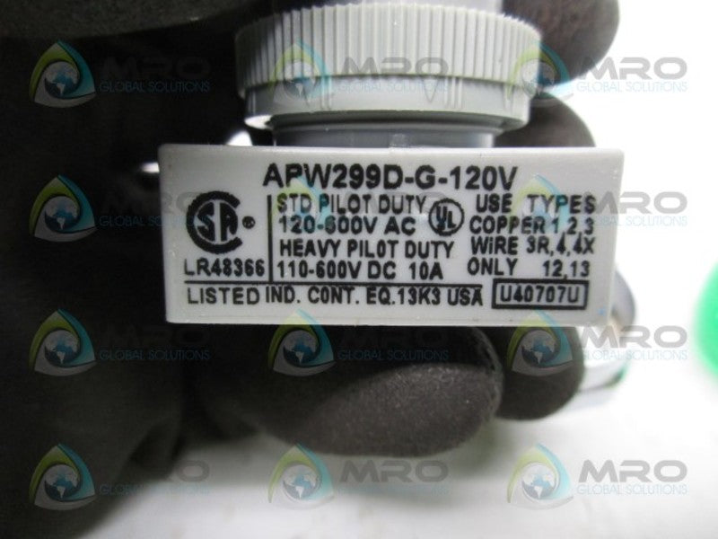 IDEC APW299D-G-120V 22MM PILOT LIGHT GREEN  NSMP
