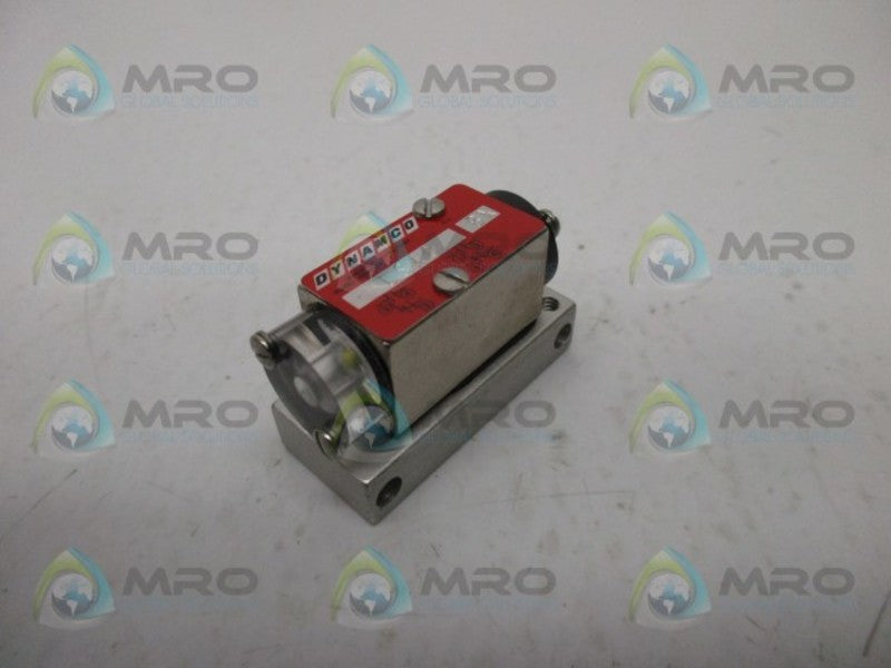 DYNAMCO LSA0 PNEUMATIC CONTROL VALVE  NSNP