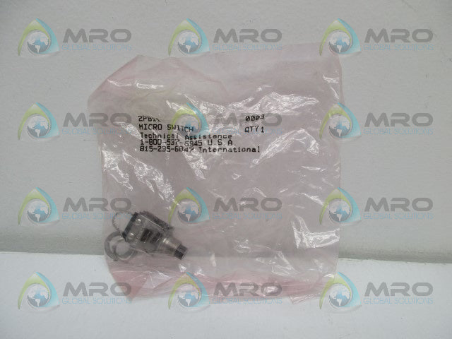 MICROSWITCH 2PB11 PUSHBUTTON SWITCH * NEW IN FACTORY BAG *