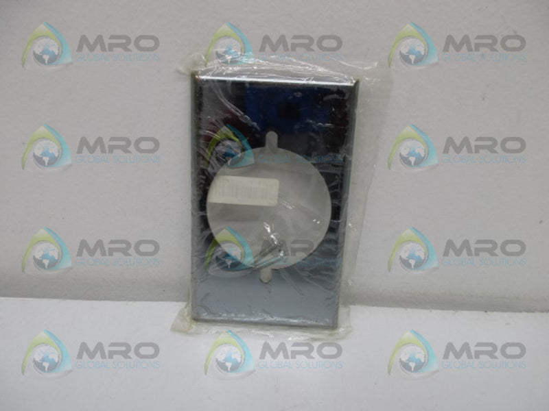 INDUSTRIAL MRO 39CH RANGE AND DRYER RECEPTACLE WALL PLATE * NEW IN FACTORY BAG *