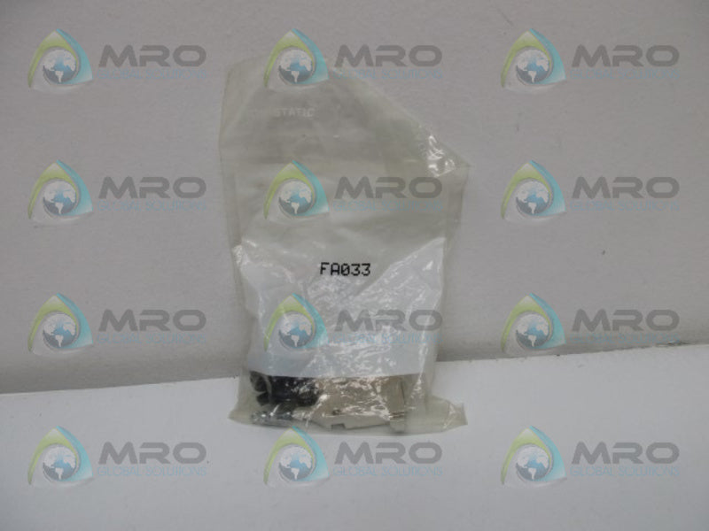 INDUSTRIAL MRO FA033 CONNECTOR * NEW IN FACTORY BAG *