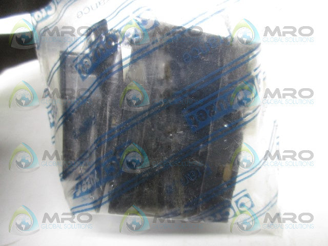 CROUZET 81513200 4/2 MONOSTABLE CONTROL VALVE * NEW IN FACTORY BAG *