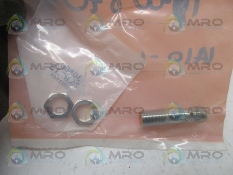 IFM EFECTOR IFS204 INDUCTIVE PROXIMITY SENSOR * NEW IN FACTORY BAG *