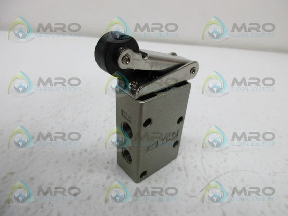 SMC VM4 PNEUMATIC VALVE * NEW NO BOX *